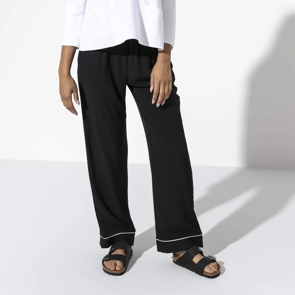 Birkenstock Arizona Sandals (Soft Footbed)- Black Oiled Leather - Image 9