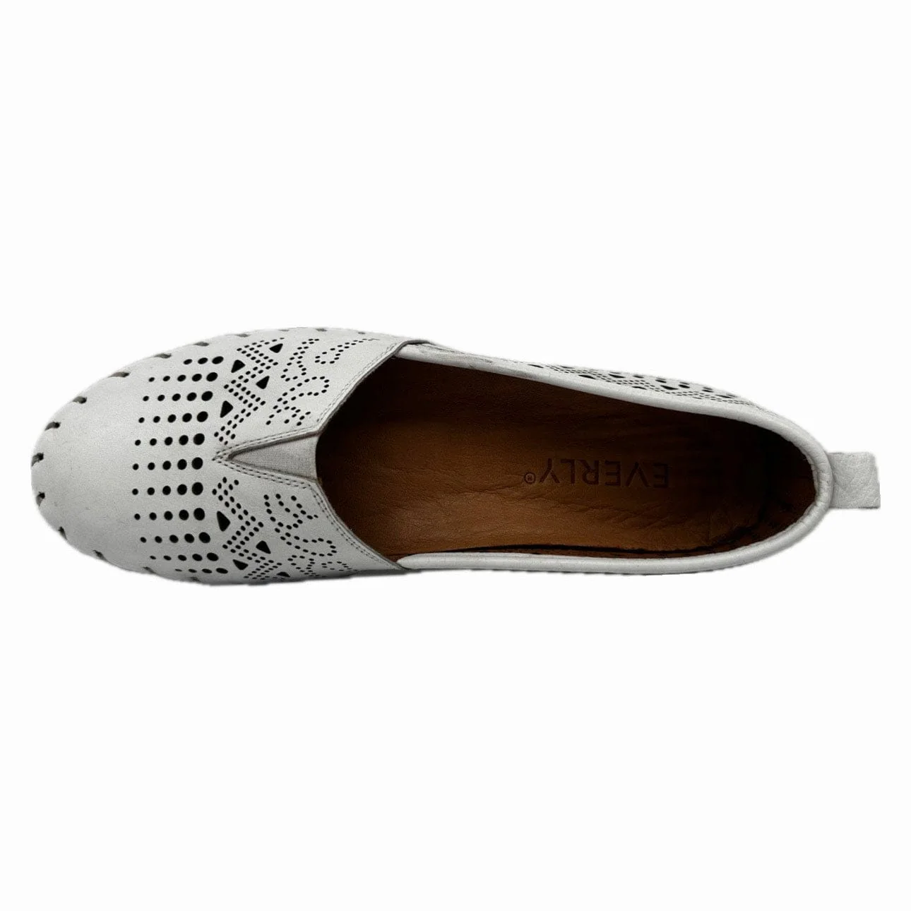 Everly Women's Luna 03 Slip Ons- White - Image 3