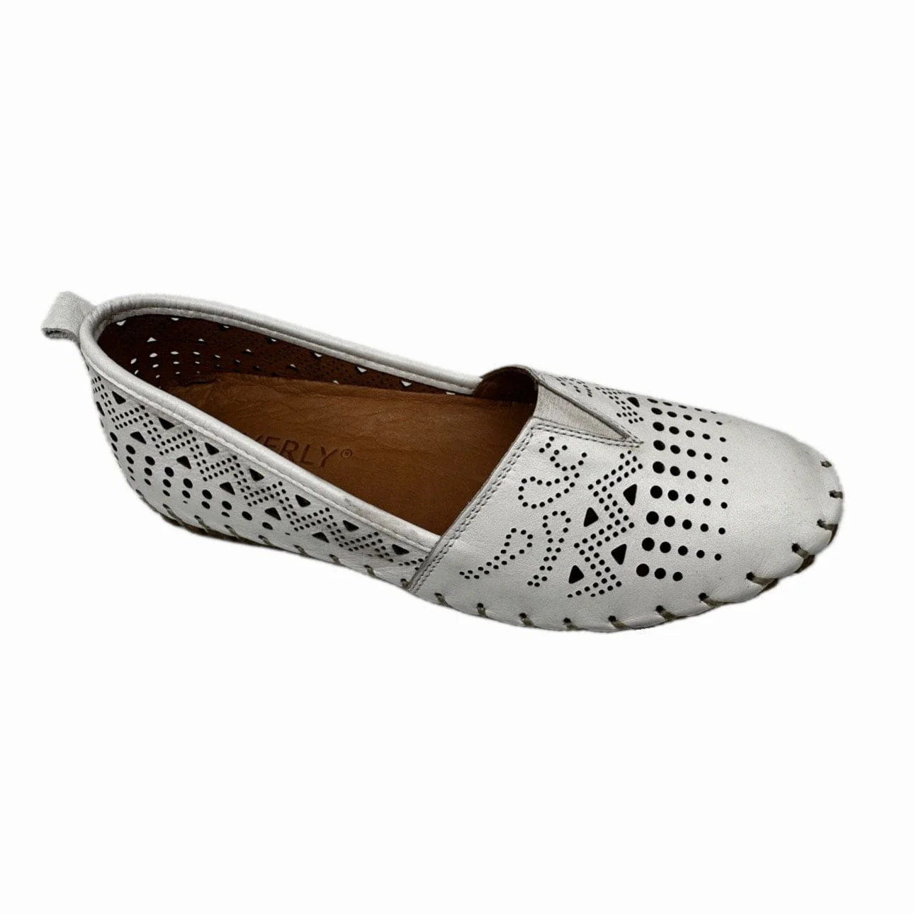 Everly Women's Luna 03 Slip Ons- White - Image 4