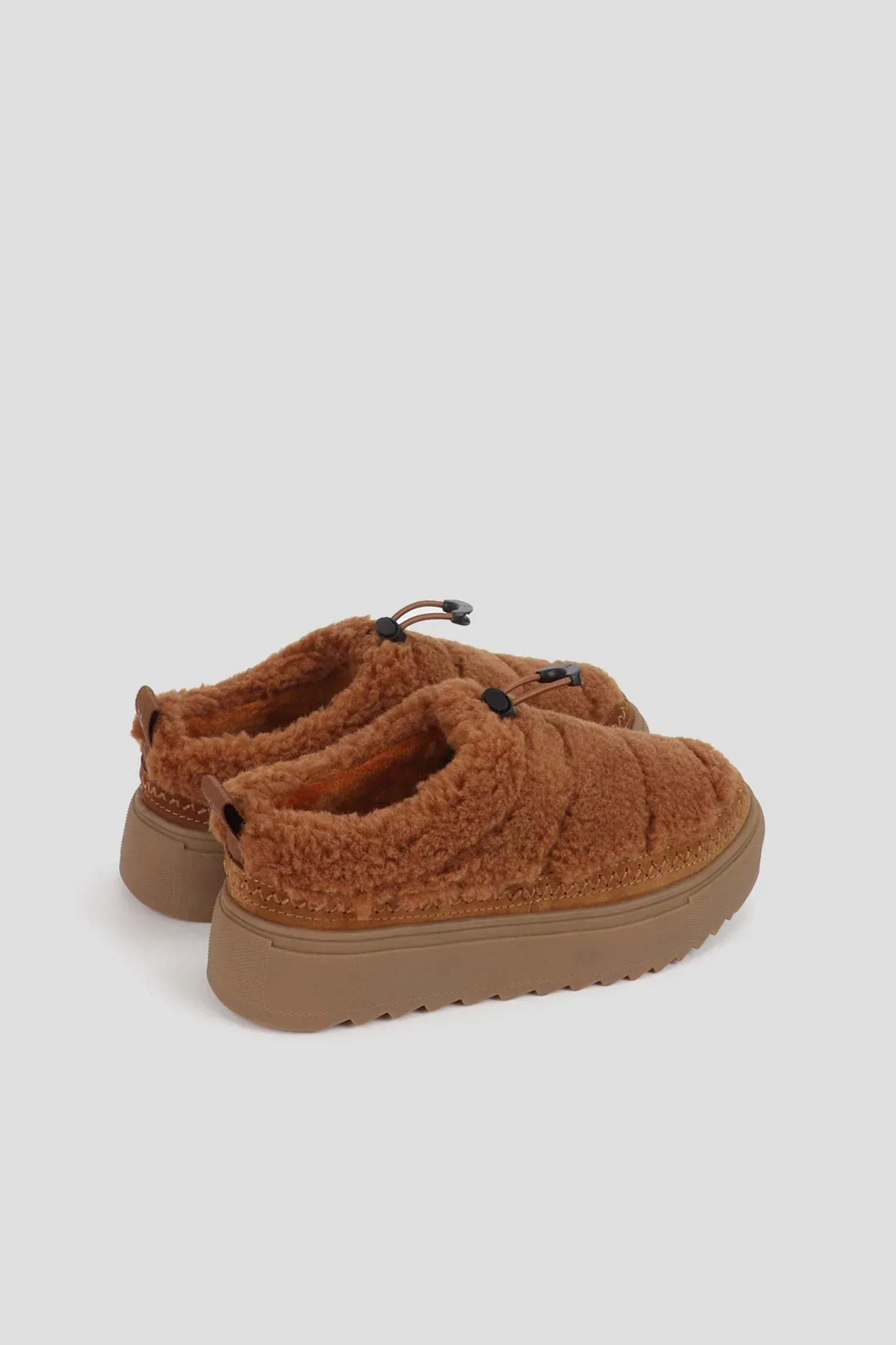 Cougar Women's Arlo Slip On Mules- Butternut - Image 5