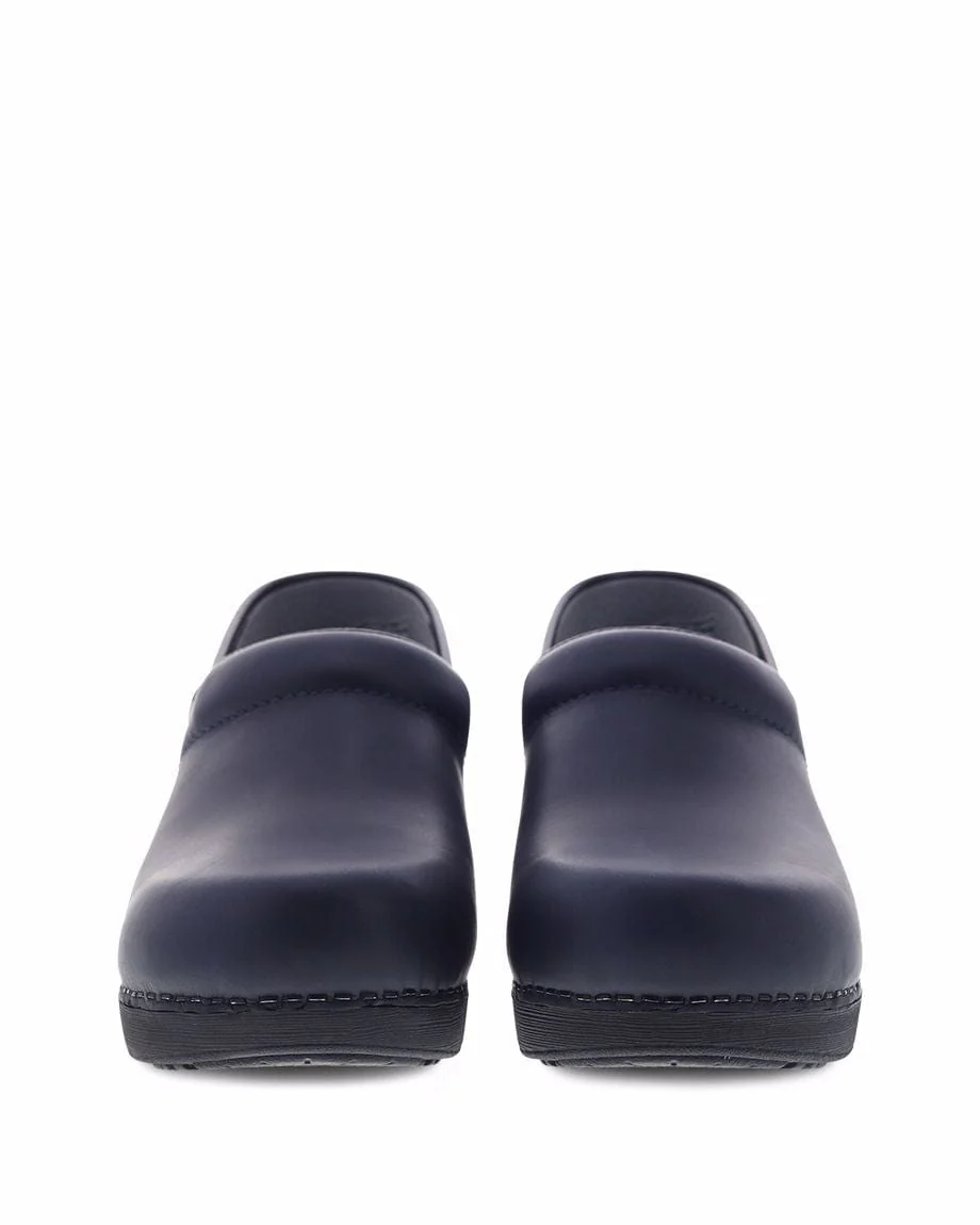 Dansko Women's XP 2.0 Waterproof Clogs- Navy Pull Up - Image 4