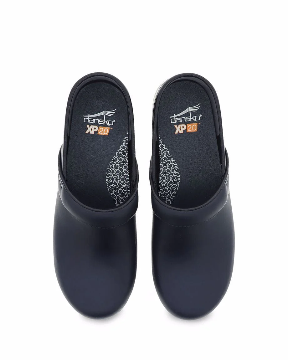 Dansko Women's XP 2.0 Waterproof Clogs- Navy Pull Up - Image 6