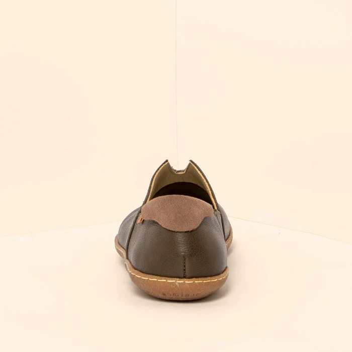 El Naturalista Women's El Viajero Slip Ons- Forest - Image 4