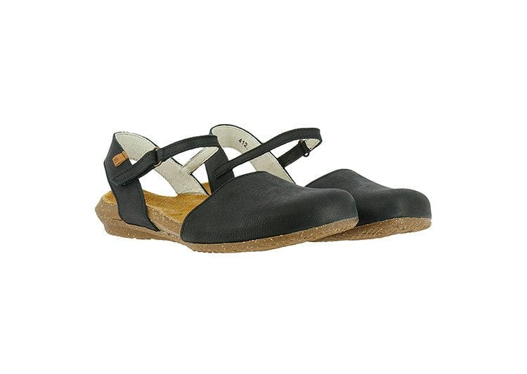 El Naturalista Women's Wakataua Sandals- Black
