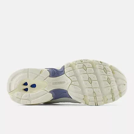 New Balance Unisex 530 Sneakers- Cream/ Blue - Image 6