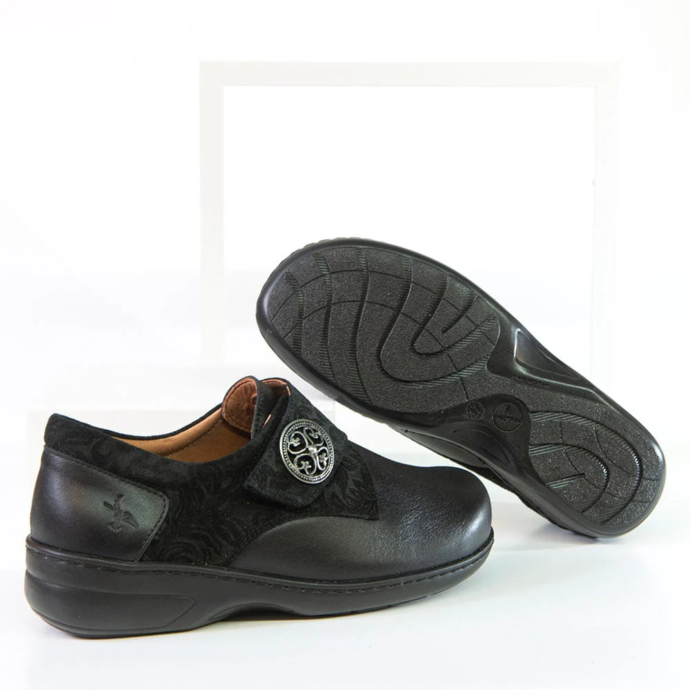 Portofino Women's Velcro Stretch Dress Shoes- Nero - Image 3